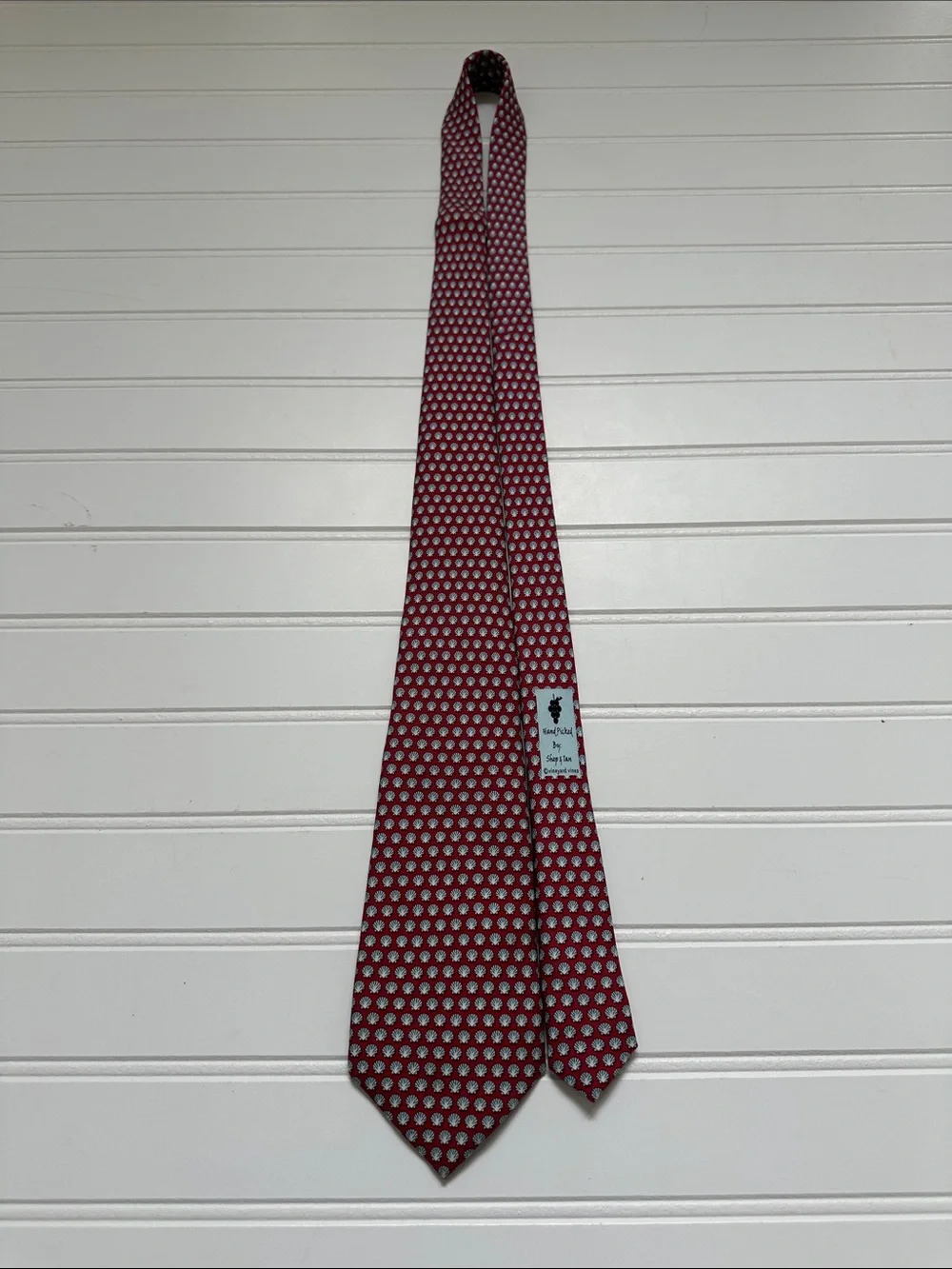 Vineyard Vines Red Tie w/ White Shells